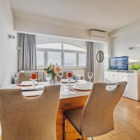 Comfort Apartments In Peaceful Area Zadar - With Garden Buitenkant foto