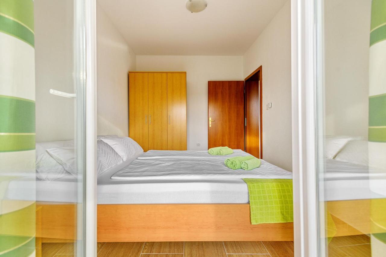 Comfort Apartments In Peaceful Area Zadar - With Garden Buitenkant foto