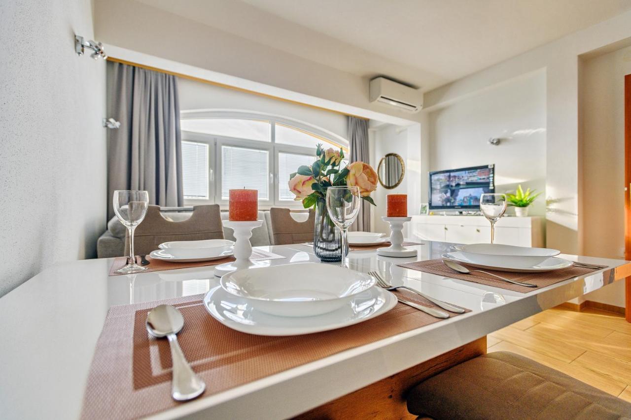 Comfort Apartments In Peaceful Area Zadar - With Garden Buitenkant foto